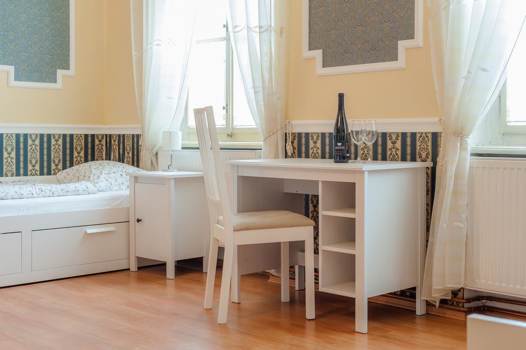 Vinarske Apartmany زنويمو المظهر الخارجي الصورة